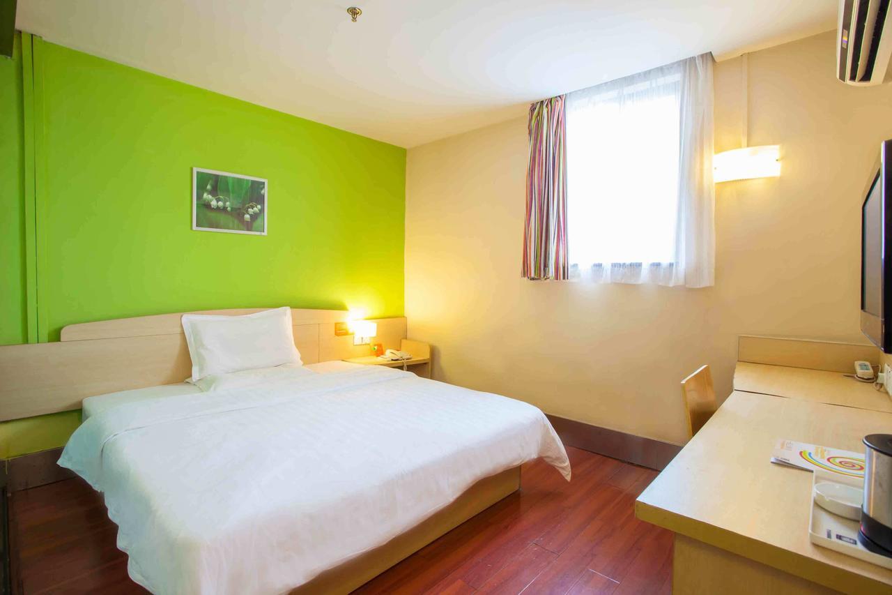 7Days Inn Shanghai Yichuan Road Eksteriør billede